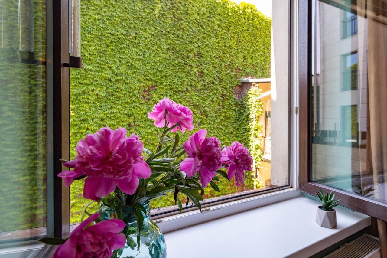 Spacious, Central & Artistic W/Brand New Bathroom! Cracóvia Exterior foto