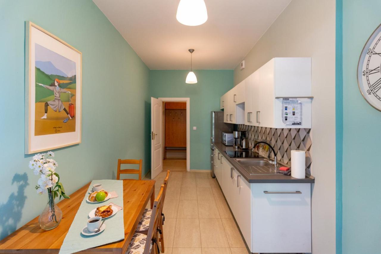 Spacious, Central & Artistic W/Brand New Bathroom! Cracóvia Exterior foto